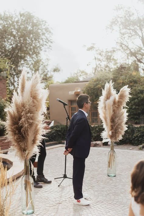 Pampas Grass Wedding Decor Isle, Balcony Wedding Ceremony, Pampas Grass Wedding Reception, Pampas Grass Wedding Ceremony, Pampas Grass Ceremony, Minimalist Boho Wedding, Wedding Ceremony Decorations Indoor, Wedding Pampas, Wedding Ceremony Outdoor