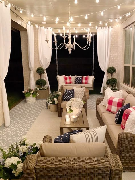 Design Patio Ideas, Small Patio Ideas On A Budget, Small Patio Ideas, My Texas House, Patio Inspiration, House Deck, Patio Makeover, Deck Furniture, Patio Spaces