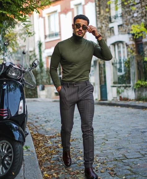 Mens Turtleneck Outfits, Turtle Neck Outfit Men, Men Date Night Outfit, Outfits Turtleneck, Turtleneck Outfit Men, Black Turtleneck Outfit, Turtleneck Outfits, Men Turtleneck, Brown Turtleneck