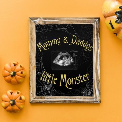 18 Sweet Halloween Baby Shower Ideas for a Themed Party Halloween Baby Shower Decorations, Halloween Shower Ideas, Ultrasound Frame, October Baby Showers, Halloween Gender Reveal, Frame Printable, Halloween Baby Shower Theme, October Baby, Christmas Party Themes