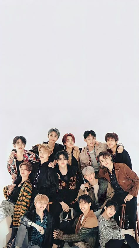 Seventeen Group, Pledis Seventeen, Seventeen The8, Seventeen Going Seventeen, K Wallpaper, Seventeen Magazine, Seventeen Wonwoo, Seventeen Wallpapers, Seventeen Album