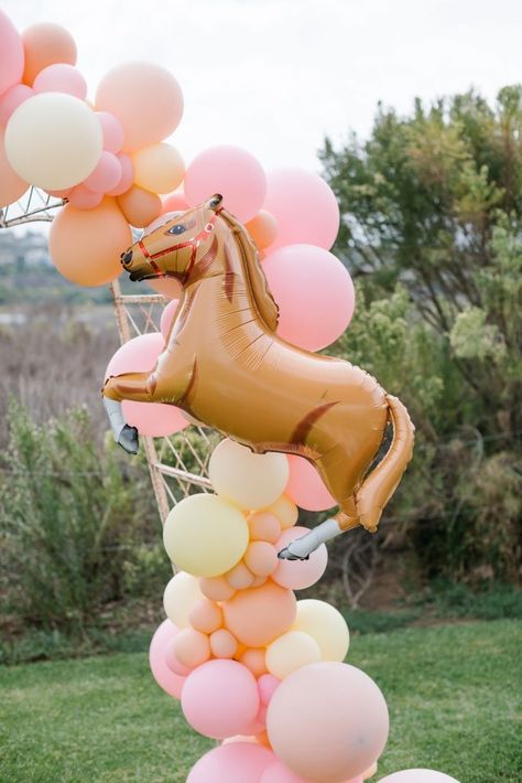 Giddy Up! It’s Eloise’s Fun Fifth Birthday Horseback Riding Party! – Beijos Events Horseback Riding Party, Horse Theme Birthday Party, Horse Balloons, Horse Back Riding, Pony Birthday Party, Rodeo Party, Horse Birthday Parties, 5th Birthday Party, Fifth Birthday