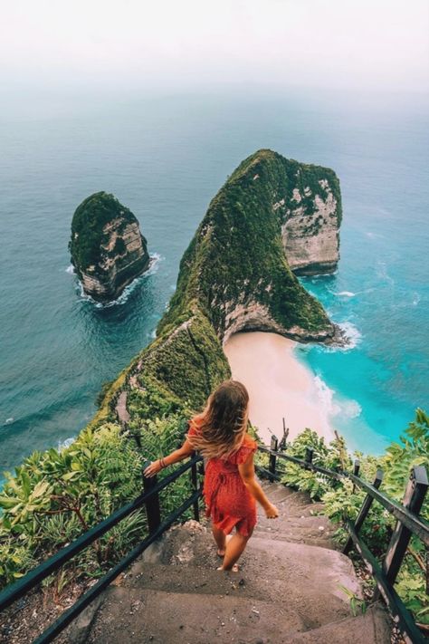 Nusa Penida Bali, Great Places To Travel, Voyage Bali, Honeymoon Island, Nusa Penida, Epic Journey, Turquoise Water, Fashion Couple, Love Is In The Air