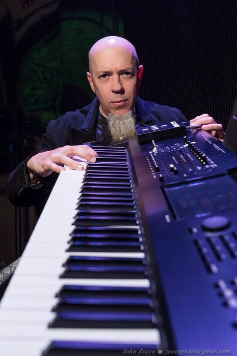 Jordan Ruddess!!! Jordan Rudess, Modular Synthesizers, Mike Portnoy, Rock In Roll, Skull Rock, Musician Photography, Dream Theater, Future Photos, Band Wallpapers