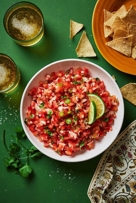 Simple and Classic Pico De Gallo ��• Olive Mango Latin Food Photography, Happy Cow Cheese, Mexican Salsa, Messy Kitchen, Restaurant Photography, Balsamic Chicken, Mango Recipes, Fresh Salsa, Latin Food