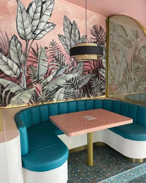 Natty & Polly Wallpaper on Instagram: "Wow! What a standout 👏 Kudos to you, @build4u_sunshine_coast for this incredible café installation. These walls are absolutely popping with fun colours and not to mention the nod to life on the gorgeously tropical Sunshine Coast.🌴 Tell us in the comments, where you would install this design?📲   🖌️ @build4u_sunshine_coast 📷 Mural - Sunset Jaguar Coral" Coral Mural, Electrical Work, Beach Hotel, Beach Hotels, Sunshine Coast, Jaguar, Coral, Electricity, Mural