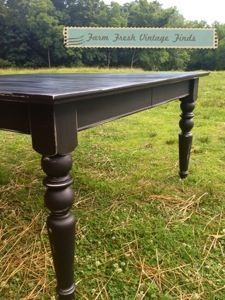 Cream Table Goes Black - Farm Fresh Vintage Finds Painted Black Dining Table, Black Chalk Paint Dining Table, Black Farm Table, Black Farmhouse Table, Painting Furniture Black, Black Kitchen Table, Gel Stains, Painted Kitchen Tables, Black Painted Furniture