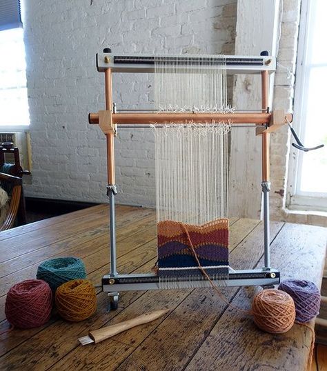 Need some help picking out a tapestry loom? This blog post by Rebecca Mezoff can help. Mirrix Big Sister loom. Mirrix Loom, Weaving Macrame, Contemporary Tapestry, Contemporary Tapestries, Tapestry Loom, Half Hitch Knot, Weaving Loom Diy, Small Tapestry, Rug Loom