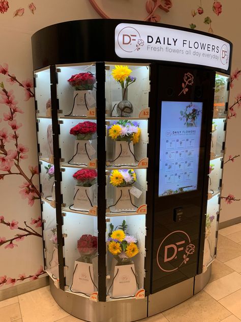 Luxe flower vending machine van Daily Flowers Flower Vending Machine, Cool Vending Machine Ideas, Vending Machine Ideas, Vending Machines In Japan, Vending Machine Design, Japan Flower, Flower Shop Design, Luxury Flower Bouquets, Retail Interior Design