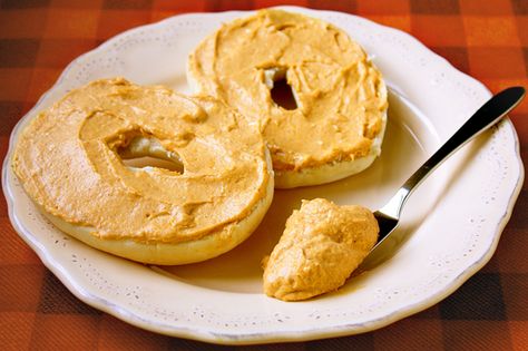 pumpkin-cream-cheese-dip-spread Pumpkin Cream Cheese Dip, Cream Cheese Spread Recipes, Caramel Recipe Easy, Pumpkin Spice Cream, Cream Cheese Spread, Pumpkin Cream Cheese, Bagel Cream Cheese, Gimme Some Oven, Homemade Caramel Sauce