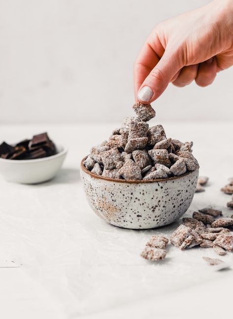 Healthy Puppy Chow (muddy buddies)! This grown up version of a childhood favorite uses delicious, quality ingredients like dark chocolate, almond butter, and coconut sugar (naturally sweetened!) to create a treat that will satisfy your adult taste buds and spark some nostalgia. | from Lauren Grant of Zestful Kitchen #healthychocolatedessert #healthykidstreat Muddy Bites, Healthy Puppy Chow, Sweet Snack Mix, Healthy Chocolate Desserts, Healthy Chocolate Recipes, New Year's Desserts, Puppy Chow Recipes, Cereal Snacks, Muddy Buddies