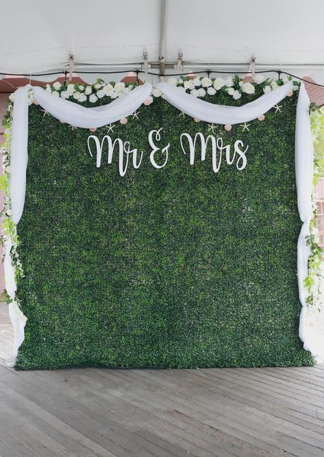 Boxwood Bridal Shower Backdrop, Free Standing Backdrop, Grass Wall Backdrop, Bridal Shower Tea Party Theme, Wedding Backdrop Lights, Backdrop Rental, Boxwood Backdrop, Dance Decor, Wedding Photo Walls