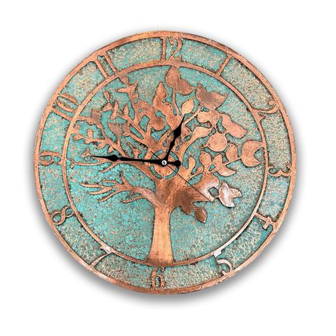 PRICES MAY VARY. Artisanal Craftsmanship: Each of our handmade wall clock is meticulously handmade using traditional techniques. The unique patina process gives every clock its distinct, natural color, ensuring no two clocks are exactly alike. Versatile Decor: Wall clocks battery operated are perfect for adding a rustic yet elegant touch to any space. Whether it's your living room, kitchen, or office, the natural copper finish and minimalist design will complement a variety of decor styles. Copp Handmade Wall Clock, Clock For Living Room, Copper Wall Art, Handmade Wall Clocks, Deco Wall, How To Make Wall Clock, Art Deco Wall, Friends Art, Copper Art