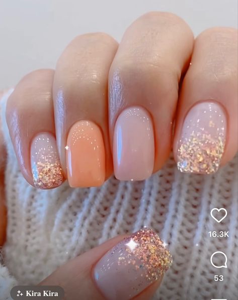 Peach And Glitter Nails, Gold And Peach Nails, Peach Sns Nails, Peach Gradient Nails, Peach Sparkle Nails, Peach Gold Nails, Peach Colored Nails Designs, Apricot Nails Design, Peach Wedding Nails