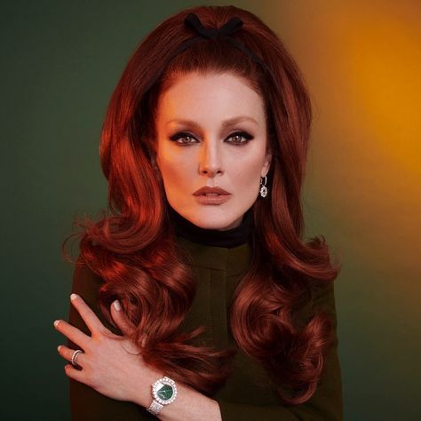 Serge Normant on Instagram: “@juliannemoore for @chopard by @andreasortnerstudio styling @lesliefremar makeup @hungvanngo hair @sergenormant @statementartists nails…” Teresa Palmer, Mary Elizabeth Winstead, Classic Hairstyles, Milla Jovovich, Naomi Watts, Julianne Moore, Hair Images, Jessica Chastain, Salma Hayek