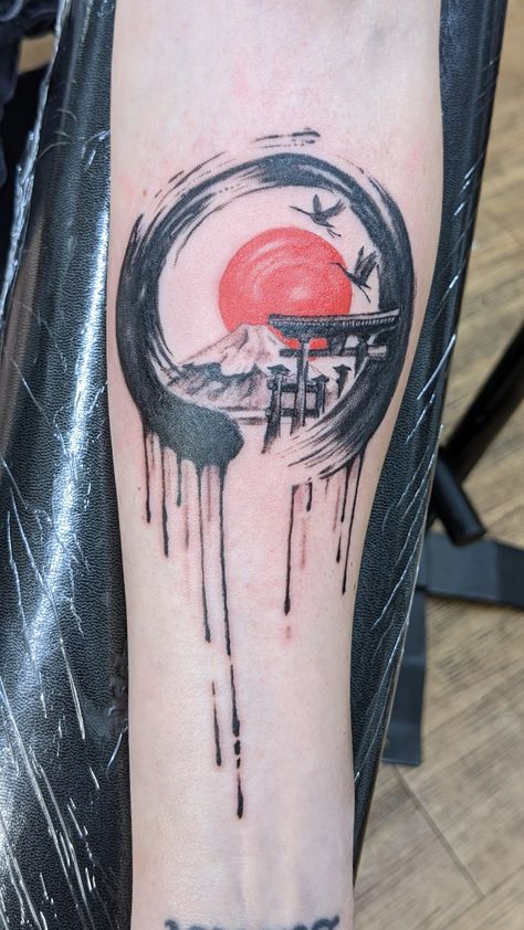 Tattoo uploaded by Mark Strong • Enso with Mt Fuji and cranes flying over shrine. • Tattoodo Mt Fuji Tattoo Design, Japanese Red Moon Tattoo, Japanese Sunset Tattoo, My Fuji Tattoo, Enso Tattoo Ideas, Japanese Shrine Tattoo, Tokyo Tattoo Ideas, Japanese Thigh Tattoo, Japanese Geometric Tattoo