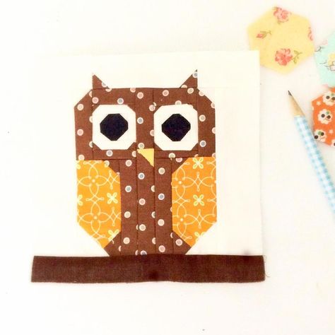 Cute Owl Quilt Block | Craftsy Owl Quilt Block, Owl Quilt Pattern, Bird Quilt Blocks, Owl Quilts, Owl Quilt, Paper Owls, Bird Quilt, Animal Quilts, Fall Quilts