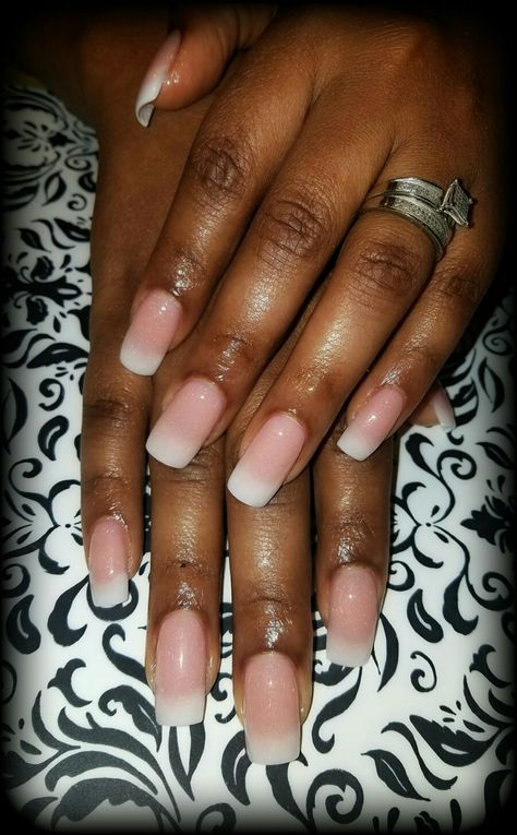 Ombre Nails White Tip, Solar Nails Natural, Ombre French Tip Nails Short, Ombre Nail Designs Short, French Ombre Nails Almond, Sns Ombre Nails, Classy Ombre Nails, Bridesmaids Nail Ideas, Wedding Nails Bridesmaids