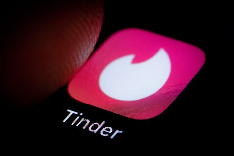 Tinder Adds Panic Button To Save Users From Dangerous Dates Tinder App, Tinder Dating, International Dating, Epic Fails Funny, Dating Apps, Epic Fails, Snapchat Stories, Fox News, Dating Advice