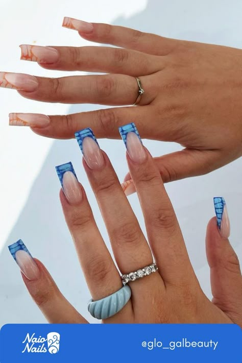 Colourful Short Acrylic Nails, Nail Designs By Skin Tone Range, Blue Snake Skin Nails, Snakeskin French Tip Nails, Snake French Tip Nails, Blue Snake Nails, French Tip Acrylic Nails Short, Tip Acrylics, Naio Nails