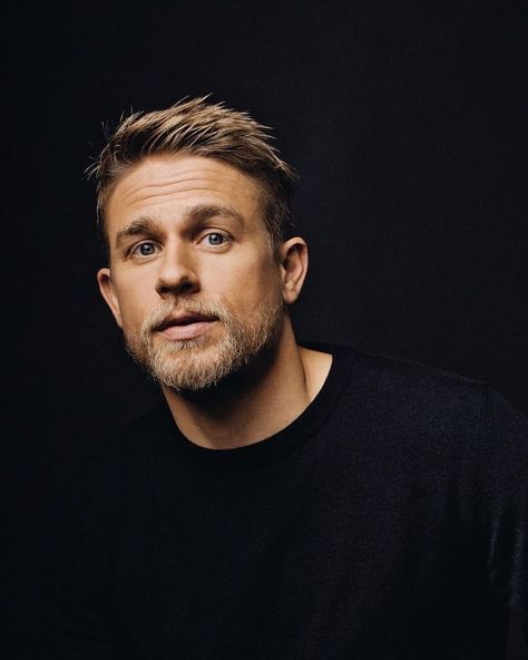 #charliehunnam #photoshoot #tbt Blonde Beard, Avan Jogia, Ryan Guzman, Taylor Kitsch, Karl Urban, Men Haircut Styles, Joe Manganiello, Corte De Cabelo Masculino, Mens Haircuts Short