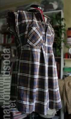 Hemd upcycling Cool Crafts, Upcycling Diy, Diy Shirts, Repurposed Clothing, Shirt Refashion, Top Sewing Pattern, Upcycled Fashion, Shirts Design, Recycle Clothes