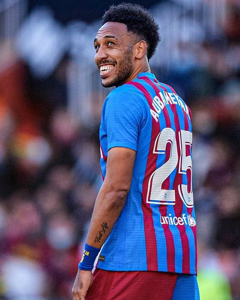 Pierre-Emerick Aubameyang officially has his first hat trick for Barcelona after the referee credited him for the the deflection on Pedri's shot 🎩 Aubameyang Barcelona, Pierre Aubameyang, Pierre Emerick Aubameyang, Premier Lig, Barcelona Futbol Club, Pierre-emerick Aubameyang, Professional Football, Football League, Fc Barcelona