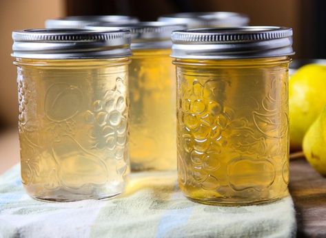 Pear Jelly Recipe - Easy Homemade Jelly | The Food Blog Asian Pear Jam, Pear Jelly Recipes, Fruit Preservation, Canning Jelly, Pear Jelly, Pear Recipe, Pear Preserves, Homesteading Recipes, Food Prepping