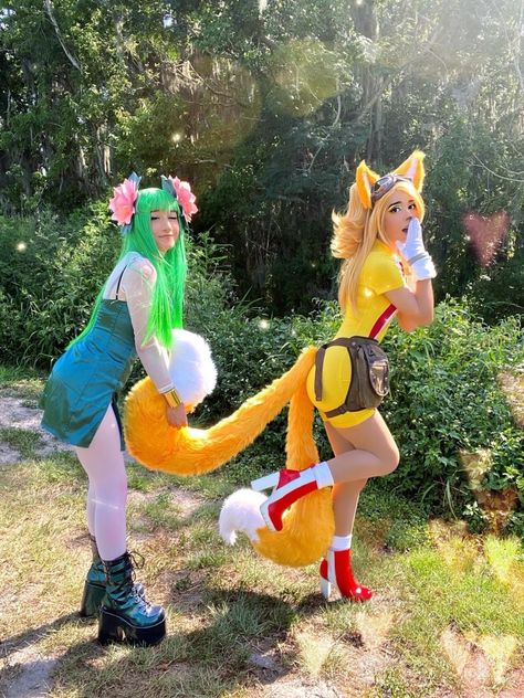 Sonic Tails Costume Women, Tails Sonic Cosplay, Tails Cosmo, Tails From Sonic, Tails Cosplay, Sonic Cosplay, Sonic Costume, Cosplay Idea, Fox Costume