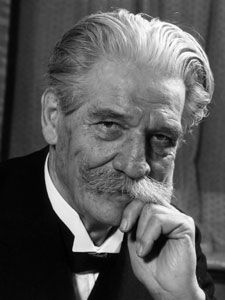 Albert Schweitzer | HISTORY Monuments Men, Alright Alright Alright, Albert Schweitzer, 4 September, Nobel Prize Winners, Rembrandt Van Rijn, Dapper Gentleman, People Of Interest, Classic Image