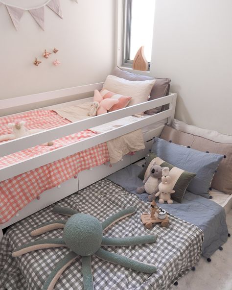 Shared Girl And Boy Room, Boy And Girls Shared Room, Girl And Boy Bedroom Shared, Split Boy And Girl Room, Boy Girl Shared Bedroom Ideas Bunk Beds, Kids Bedroom Boy And Girl, Girls Shared Bedroom Ideas Bunk Beds, Shared Kids Room Boy And Girl, Kids Shared Bedroom Boy And Girl