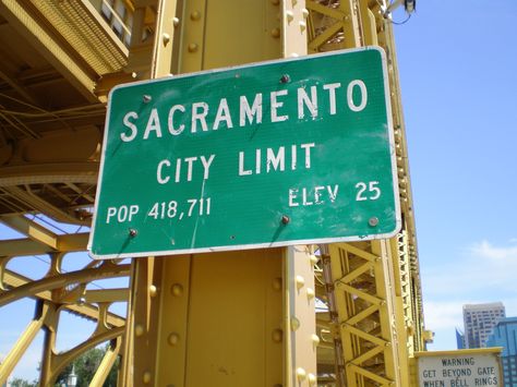 Gateway to Sacramento Sacramento California Aesthetic, Sacramento Aesthetic, Books Core, Bad Ash, Sac State, City Signs, Sacramento State, California Zephyr, West Sacramento