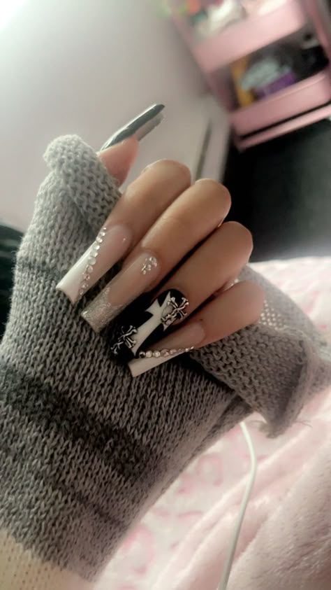 Punk Nails, Goth Nails, Grunge Nails, Y2k Nails, Pretty Gel Nails, Long Square Acrylic Nails, Bling Acrylic Nails, Gem Nails, Square Acrylic Nails