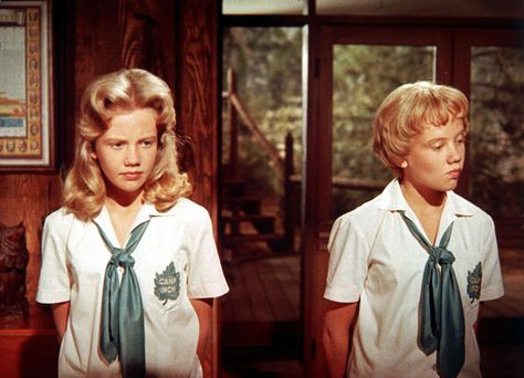 Check out the family's review of The Parent Trap here: http://chaptersandscenes.wordpress.com/2014/06/18/the-family-reviews-the-parent-trap/ The Parent Trap 1961, Parent Trap 1961, Parent Trap Movie, Hayley Mills, The Parent Trap, Parent Trap, Summer Movie, Live Action Movie, Disney Live Action