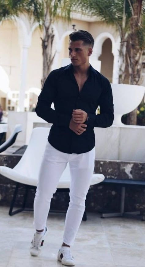 White Jeans Outfit Men, Jeans Outfit Men, White Jeans Men, Formal Men Outfit, White Jeans Outfit, Mens Summer Outfits, Mens Fashion Simple, Mens Fashion Wear, Mens Casual Outfits Summer