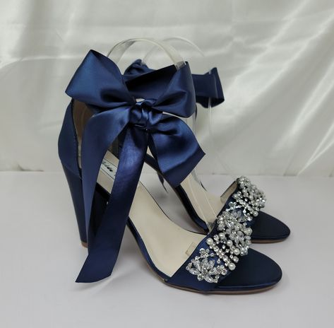 Beautiful Navy Blue Block Heels with a front pearl and crystal Design and a navy blue ribbon bow.  Statement Shoes.  These bridal shoes have an approximate 3.75 inch satin covered block heel that is perfect for any special occasion. The listing picture is shown in Navy. DYE COLORS: My goal is for you to have your shoes dyed the exact color you want.  Please understand that all computer monitors/phone screens are set to different settings which could make the color of the shoes you see in the lis Navy Blue Quince Heels, Navy Blue Quinceanera Heels, Navy Blue Wedding Heels, Dark Blue Wedding Shoes, Midnight Blue Heels, Blue Quince Heels, Navy Blue Dama Dresses, Navy Blue Quince Dresses Quinceanera, Royal Blue Quince Shoes