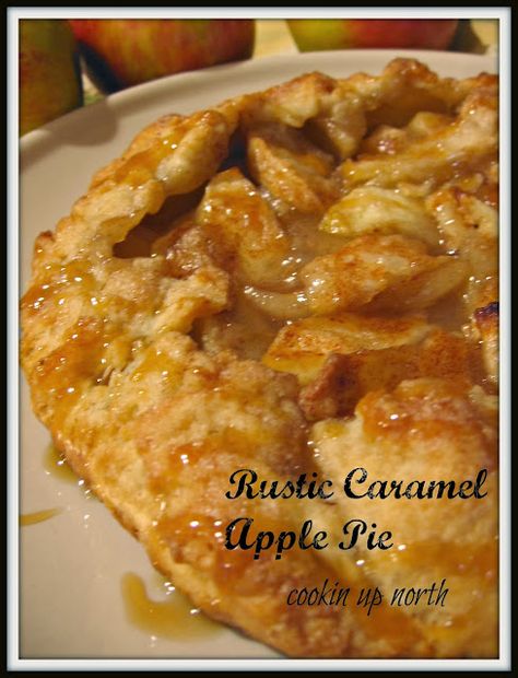 Fruit Galette Recipe, Rustic Apple Pie, Rustic Apple Tart, Mini Pie Recipes, Apple Slab Pie, Yummy Pie Recipes, Caramel Pie, Apple Pie Recipe Easy, Half And Half Cream