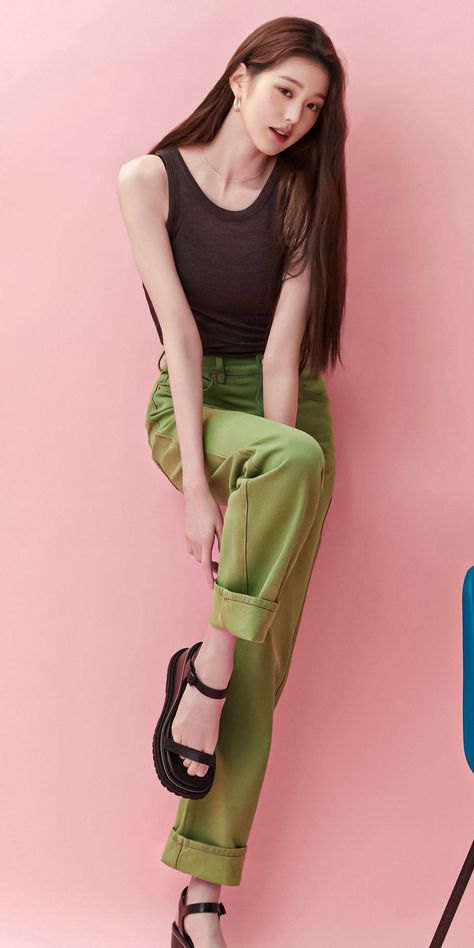 Wonyoung Height, Wonyoung Dress, Wonyoung Style, Suecomma Bonnie, Ive Wallpaper, Wonyoung Wallpaper, Jang Wonyoung Ive, Sport Photoshoot, Fresh Outfits