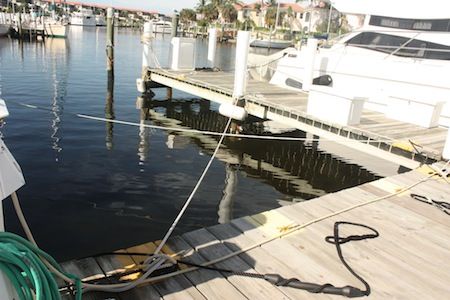 Easy Dock Boathandling Tip Boat Living, Boating Tips, Sailboat Living, Sail Life, Dream Boat, Lakefront Living, Living On A Boat, Full Sail, Lakefront Property