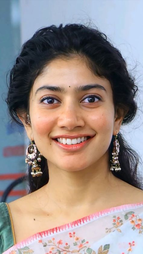 Sai Pallavi Senthamarai Kannan (born 9 May 1992) is an Indian actress and dancer who works primarily in Tamil, Telugu and Malayalam films. She is regarded as one of the most accomplished actresses in South Indian cinema.


 #SaiPallavi#SaiPallaviLove#SaiPallaviFans#SaiPallaviBeauty#SaiPallaviDance#SaiPallaviStyle#SaiPallaviInLove#SaiPallaviSmile
#SaiPallaviInspiration#SaiPallaviVibes Sai Pallavi Hd Images, Sai Pallavi, Actress Hairstyles, Portrait Photography Women, Indian Photoshoot, Indian Cinema, Celebrity Portraits, Indian Actress Hot Pics, Beautiful Smile Women