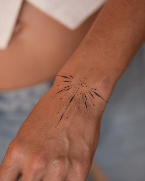 I love creating delicate hand and finger tattoos like this one! The fine lines and dotwork radiate a simple yet striking energy, making every detail pop beautifully on the skin. #handpoke #sonyapokesyou #handstattoo #handpokedtattoo #nyctattoo #losangelestattoo #sanfranciscotattoo Fine Hand Tattoos, Minimalist Hand Tattoos For Women, Finger Dot Tattoo, Ornamental Hand Tattoo, Fine Line Hand Tattoo, Simple Finger Tattoo, San Francisco Tattoo, Los Angeles Tattoo, Nyc Tattoo