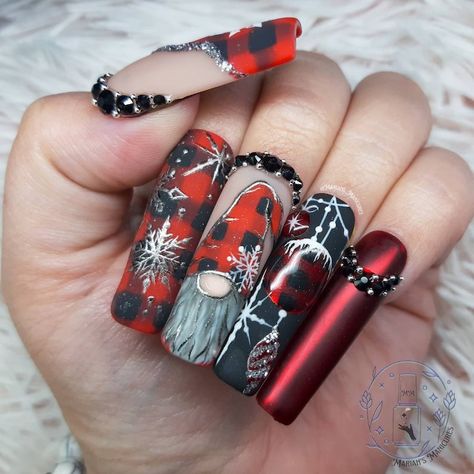 Gnome for the Holidays Press on Nails / Buffalo Plaid / Bling Nails / Winter Nails/ Snowflakes / Snow / Winter Nails / Scenery / Red - Etsy Nail Art Noel, Heart Nail Designs, Christmas Nail Art Designs, Black Nail, Winter Nail Designs, Winter Nail, 2023 Christmas, Xmas Nails, Christmas Nail Designs