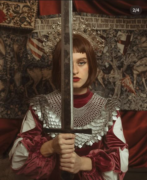 Knight Core, Joan Of Arc Costume, Modern Knight, Princess Knight, Girl Reference, Copy Cats, Saint Joan Of Arc, St Joan, Knight Costume