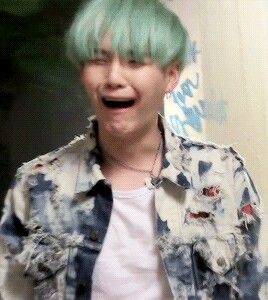 Yoongi Mood, Min Yoongi Funny, Yoongi Funny, Instagram Humor, Suga Bts Swag, Blackpink Funny, Bts Dancing, Min Yoongi Bts, Funny Face