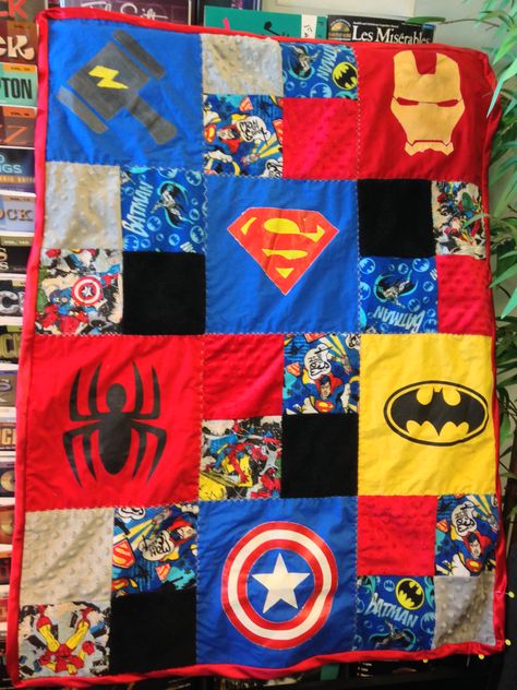 My own version on a Super Hero quilt. I cut the logos out of freezer paper on my Cricut Explore, ironed them onto the fabric & then painted them. Super Hero Quilt, Superhero Quilt, Kids Quilts, Freezer Paper, Power Tool, Craft Work, Cricut Explore, Throw Quilt, Quilt Inspiration