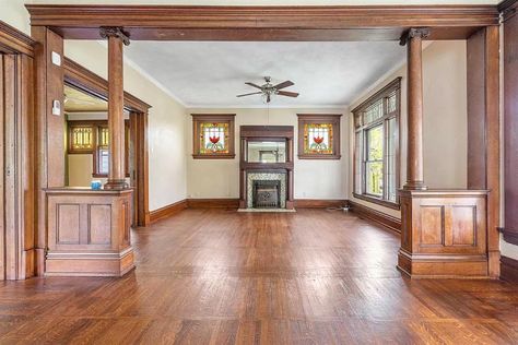 200 E South 20 X 6975 St, Winchester, IN 47394 | Zillow Craftsman Interior, Open Living, Small Apartment Design, Traditional Fireplace, Victorian Home, Hvac System, Decks And Porches, Interior Deco, Craftsman House