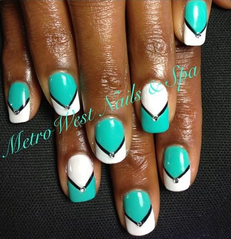 Teal Black And White Nails, Aqua And Black Nails, Tourqoise Colour Nails, Teal Nail Designs Turquoise, Turquoise And Black Nails, Teal And Black Nails, Teal Nail Art, Turquoise Nail Art, Teal Nail Designs