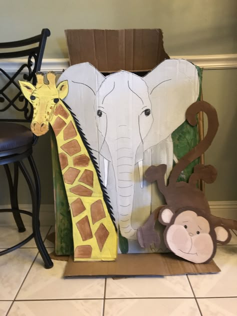 Safari School Decorations, Diy Safari Animal Decorations, Zoo Themed Birthday Party Decorations, Safari Diy Decorations, Diy Jungle Animals, Vbs Safari Theme, Safari Props Jungle Theme, Safari Vbs Decorations, Cardboard Monkey