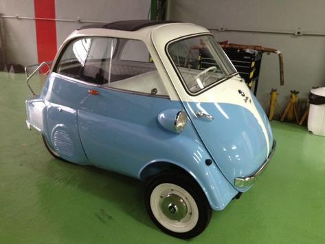 Bmw Isseta, Isetta Bmw, Cars Reference, Bmw Isetta 300, Toy Car Storage, Monster Truck Toys, Bmw Isetta, Track Toy, Toy Cars For Kids