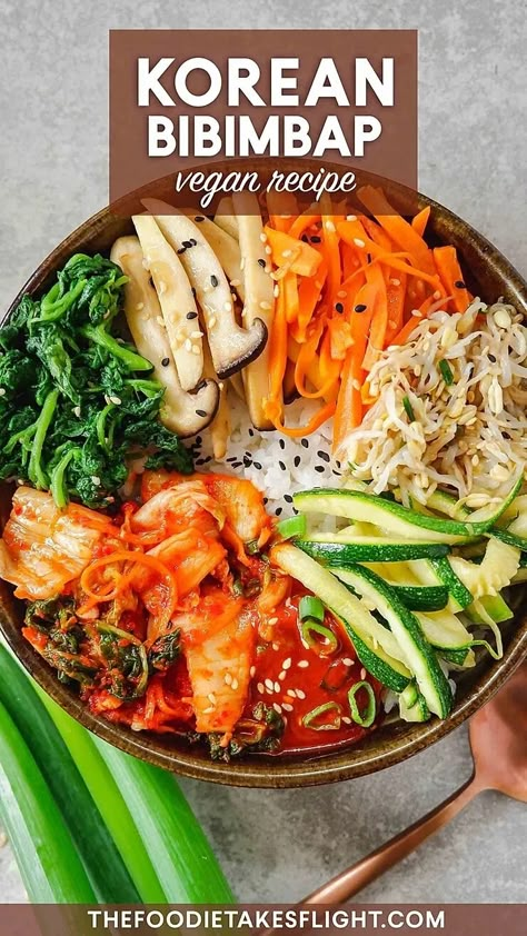 Lunch Cravings, Vegan Bibimbap, Dduk, Korean Bibimbap, Bibimbap Recipe, Mixed Rice, Vegan Kimchi, Gochujang Sauce, Korean Side Dishes